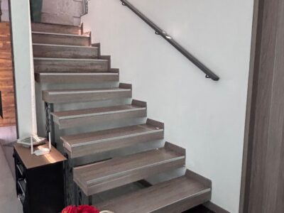 Casa de uso en venta Zona “CIUDAD UNIVERSITARIA”