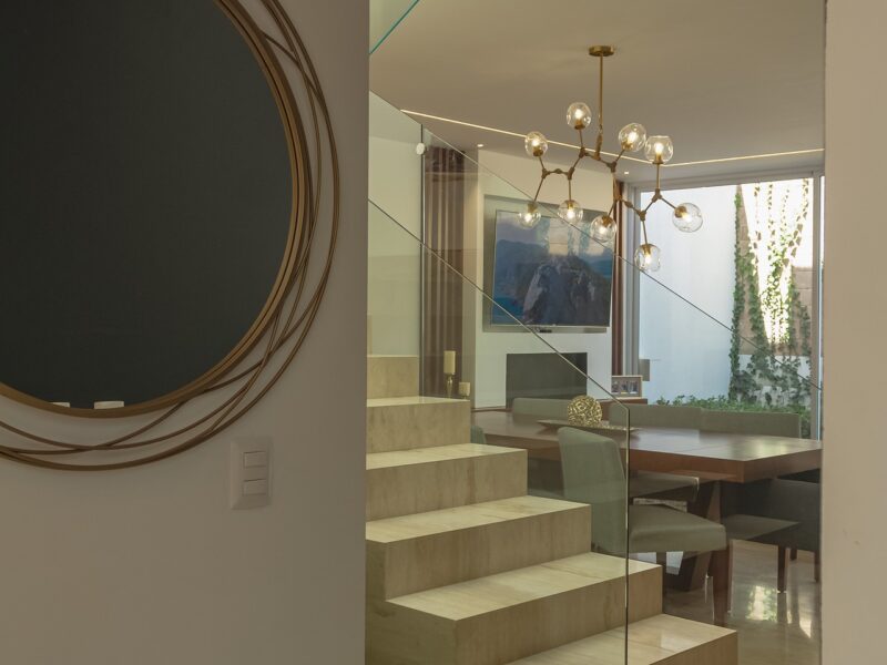 RESIDENCIA EN VENTA “LOMAS DE ANGELOPOLIS I”