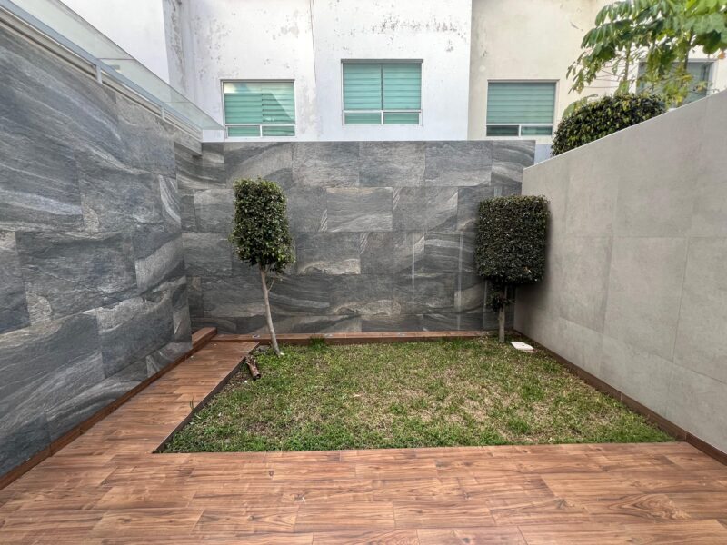 Casa Semi nueva en venta Fraccionamiento La Antigua Cementera