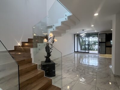 CASA EN VENTA “PARQUE COLIMA”