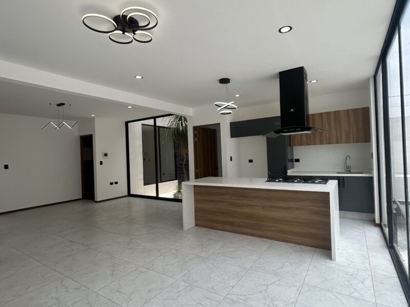 Casa Nueva en Venta “PARQUE COLIMA”
