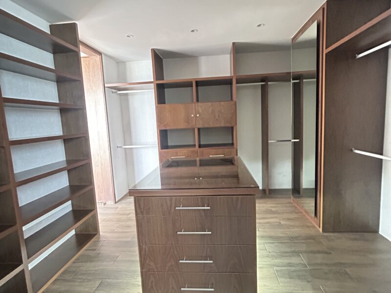 Casa Nueva en Venta “PARQUE COLIMA “