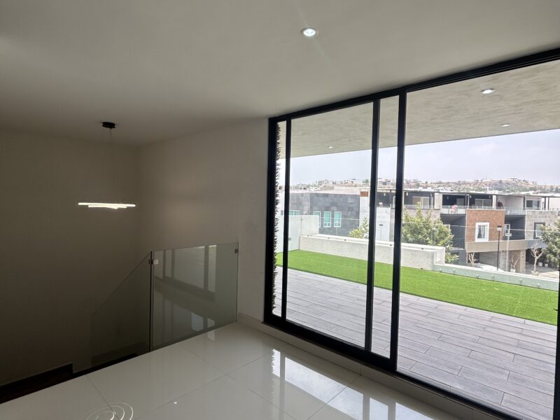 Casa Nueva en Venta “PARQUE COLIMA “