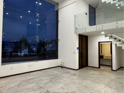 RESIDENCIA EN LA ANTIGUA CEMENTERA”