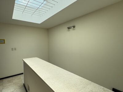 Amplia casa de uso en Venta “LA RIVIERA RESIDENCIAL”