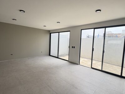 Amplia Casa Nueva en Venta “LA ANTIGUA CEMENTERA”