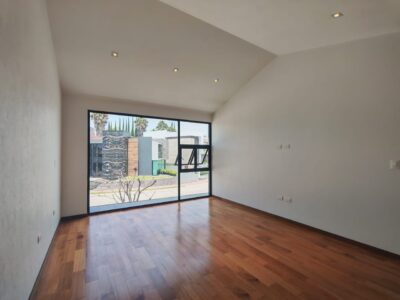 Residencia en Venta “LA VISTA COUNTRY CLUB”