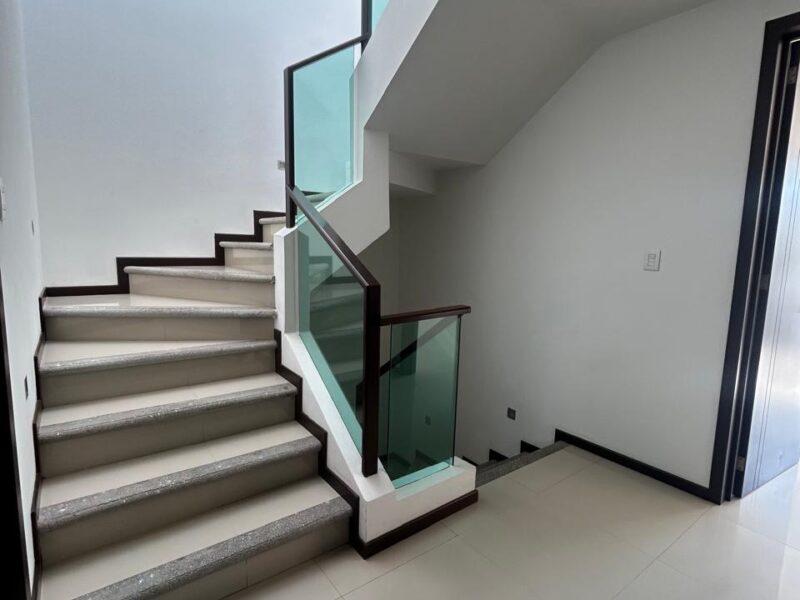 Casa seminueva en venta Fraccionamiento La Antigua Cementera