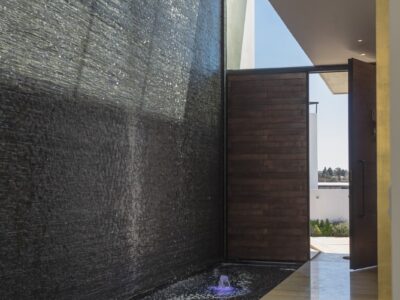 RESIDENCIA EN VENTA “LOMAS DE ANGELOPOLIS I”