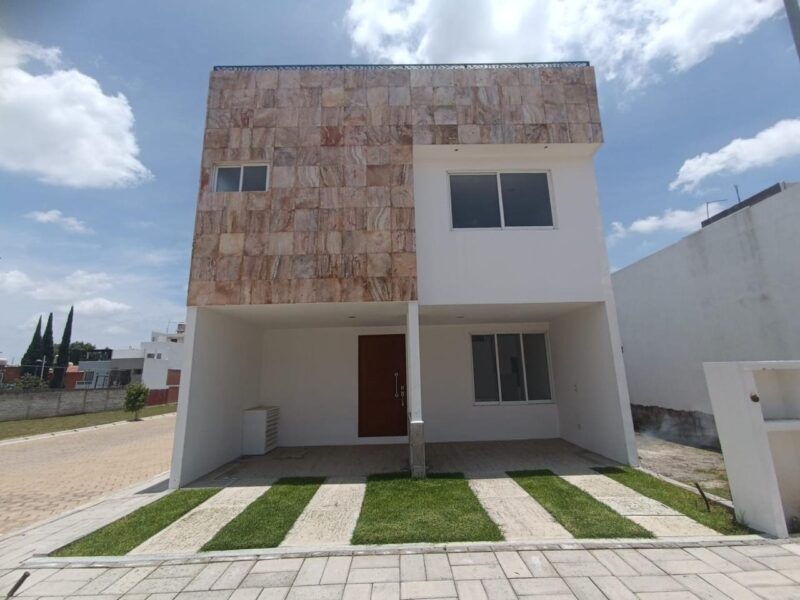 Casa Nueva en Venta Fraccionamiento “La Vid” Cuautlancingo