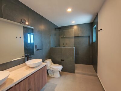 “PARQUE COLIMA” Casa Nueva en Venta !!