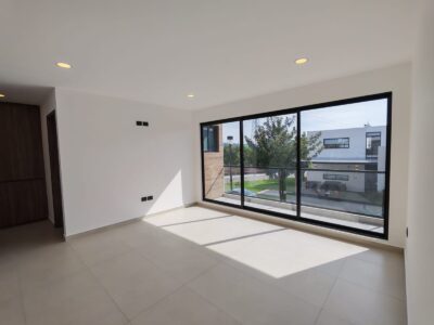 “PARQUE COLIMA” Casa Nueva en Venta !!