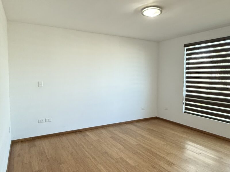 Casa Semi nueva y remodelada en La Antigua Cementera