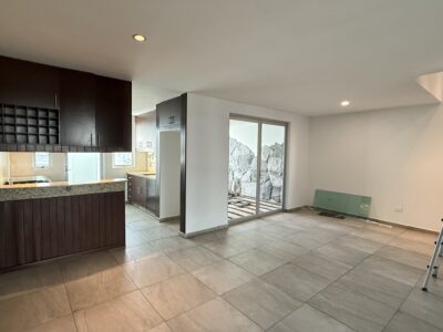 Casa Semi nueva y remodelada en La Antigua Cementera